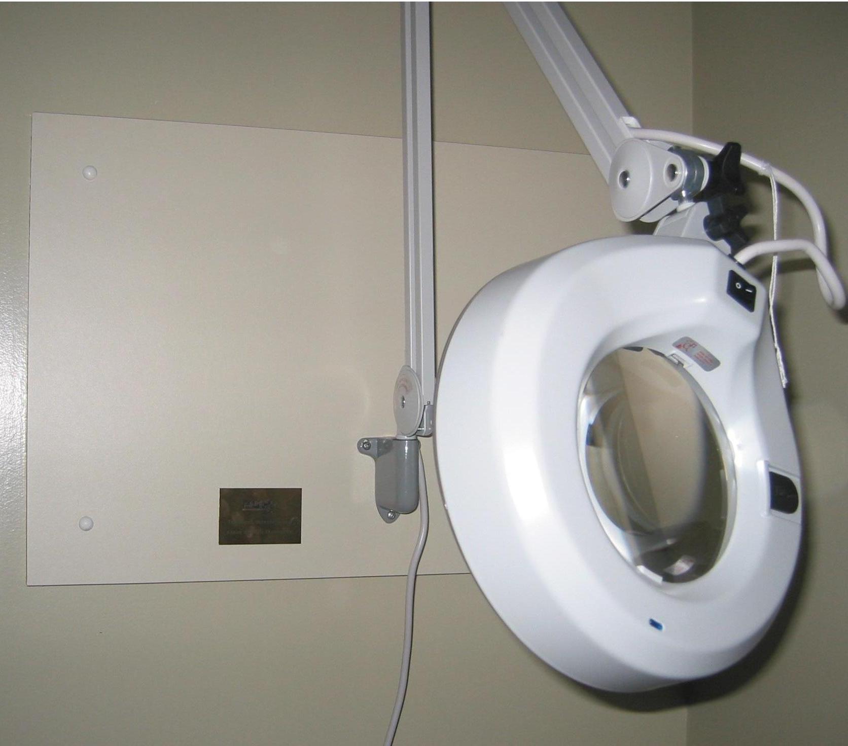 Magnifier Illuminated Lamp